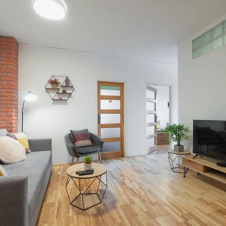 Home In 塔特兰斯卡斯特拉 外观 照片